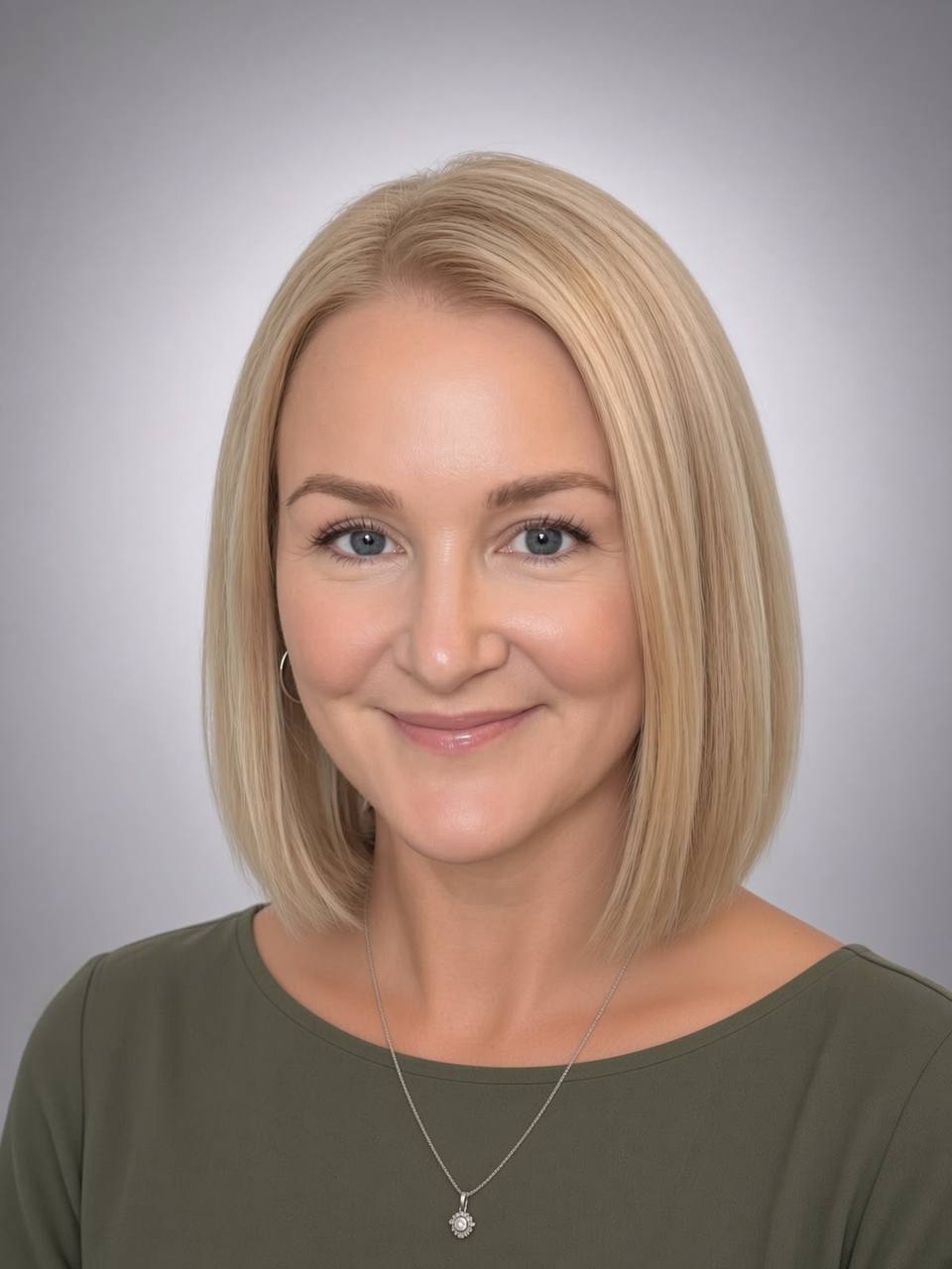 Dr Victoria Savage